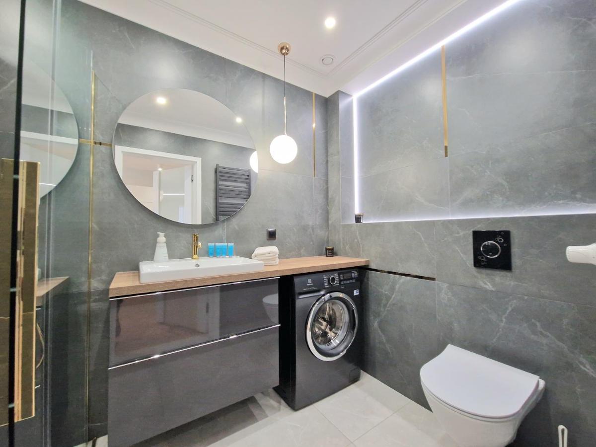 Waterlane Marina By Live & Travel Apartments Danzig Exterior foto