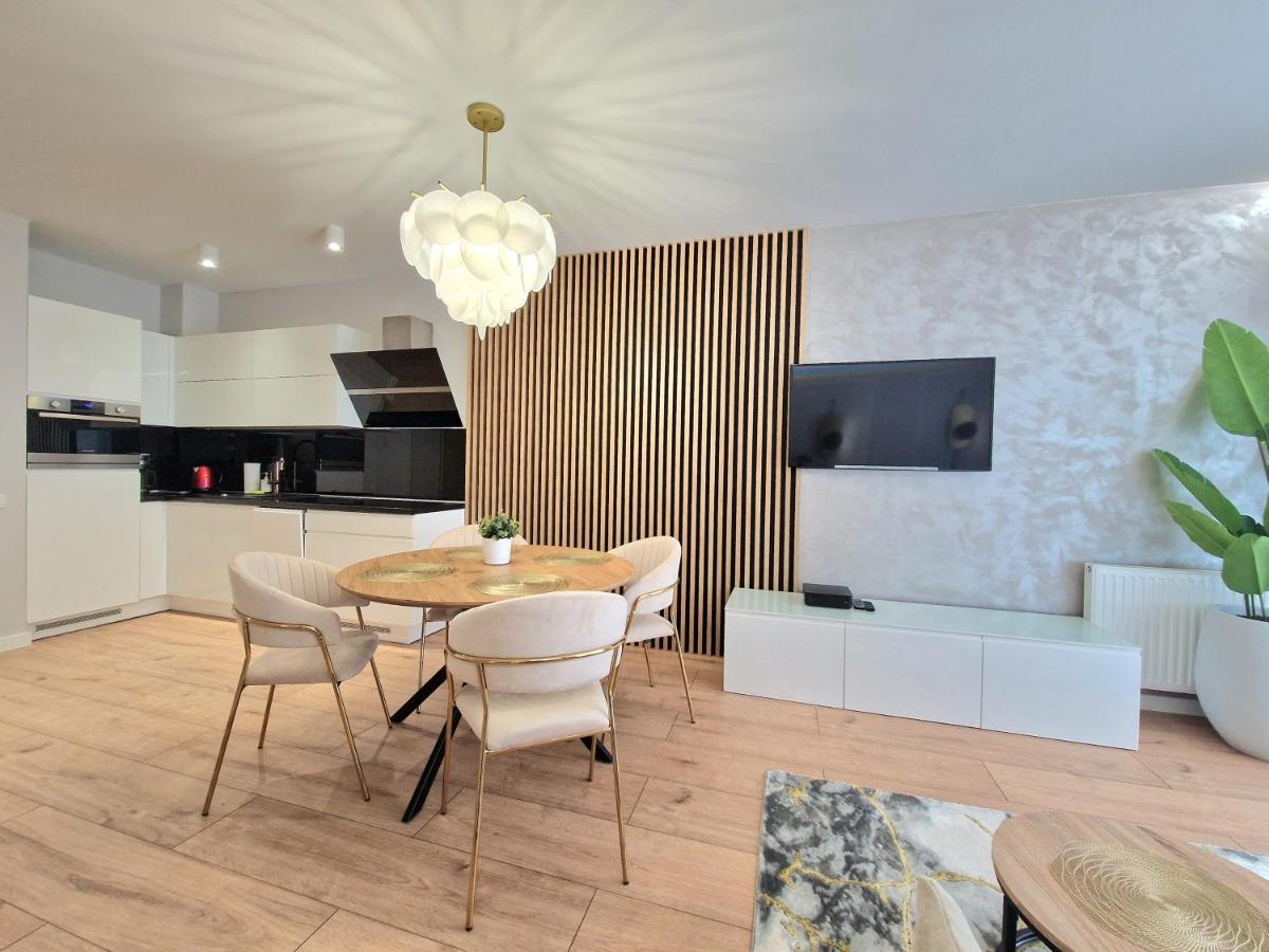 Waterlane Marina By Live & Travel Apartments Danzig Exterior foto